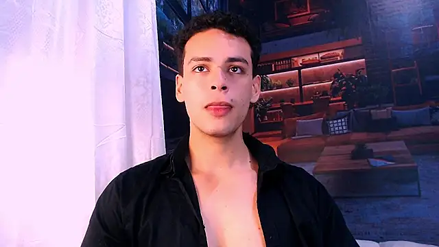 Snapshot of Liam_Rosetti chatting on 11.26.25 Liam Rosetti online show from 11.26.25