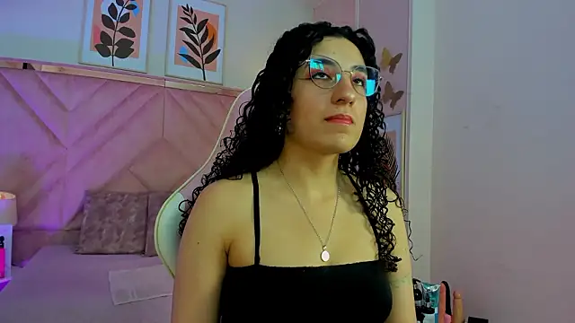 Snapshot of DemiJones_ chatting on 02.06.26 DemiJones online show from 02.06.26