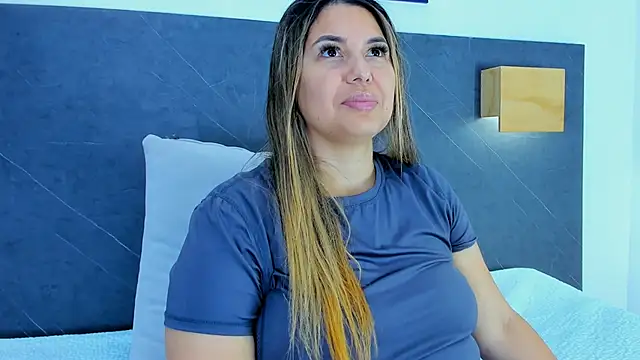 Andhrea Vale online show from 03.03.26