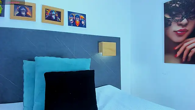 Andhrea Vale online show from 03.16.26