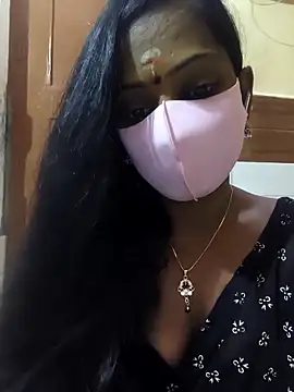 Snapshot of siritelugubutterfly chatting on 11.26.25 siritelugubutterfly online show from 11.26.25