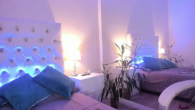 Scarlett Bunny  online show from 05.27.26