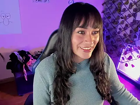 Dhany Naugthy  online show from 11.17.25