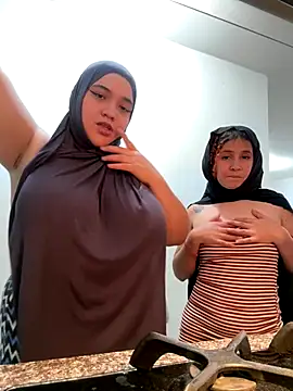 sweetmuslim01 online show from 12.15.25