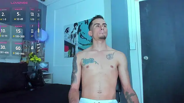 Sharon Tyga20 online show from 11.18.25