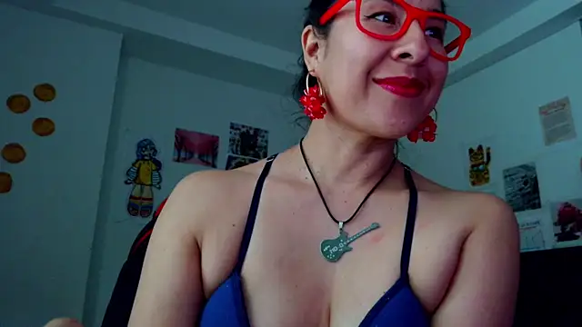 Snapshot of mali-fox99 chatting on 11.30.25 mali-fox99 online show from 11.30.25