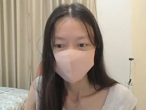 Lil-Cherries online show from 03.17.26