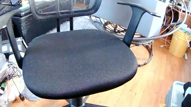 Snapshot of JasperHiggins96 chatting on 12.04.25 JasperHiggins96 online show from 12.04.25