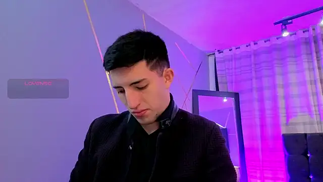 Un Sluttyy online show from 11.24.25