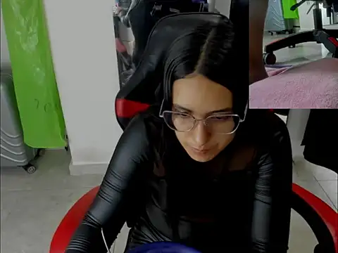 queen findom1 online show from 12.16.25