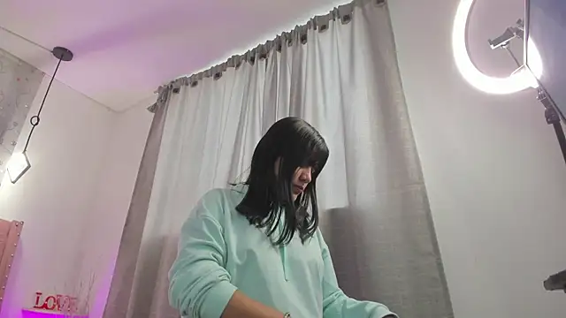 twerkgirl-coral online show from 12.01.25