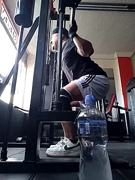 themorenofit08 online show from 05.19.26