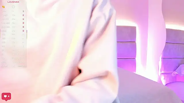 Snapshot of nia20_ chatting on 02.20.26 nia20 online show from 02.20.26