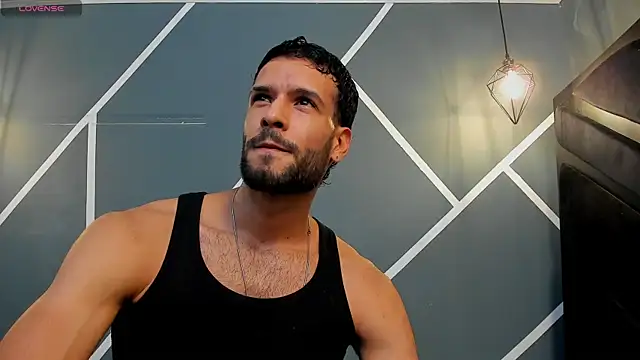 Snapshot of Jacob_Benelli chatting on 05.01.26 Jacob Benelli online show from 05.01.26
