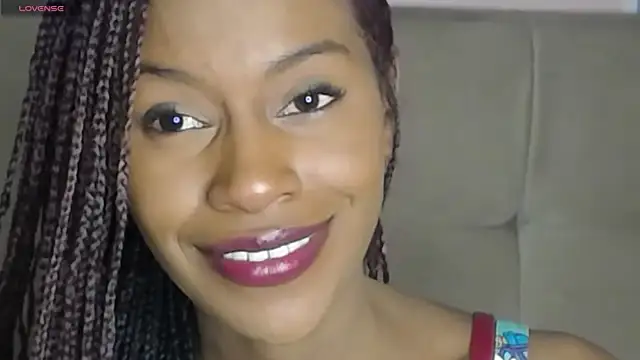 Aliis Love online show from 12.18.25