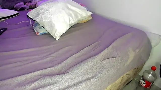 Camile Queen online show from 11.30.25