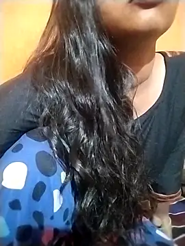 Sexy Divya   online show from 04.18.26