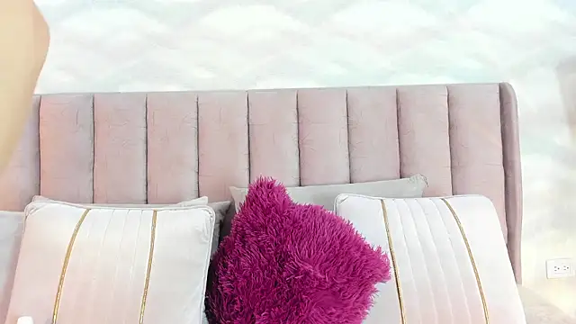 Snapshot of caro_gemm chatting on 02.03.26 caro gemm online show from 02.03.26