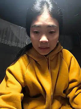 Lynly k2 online show from 01.11.26