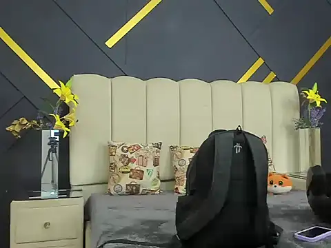 ShanellDiaz  online show from 02.19.26