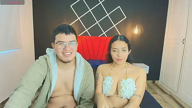 Logan Chloe online show from 11.22.25