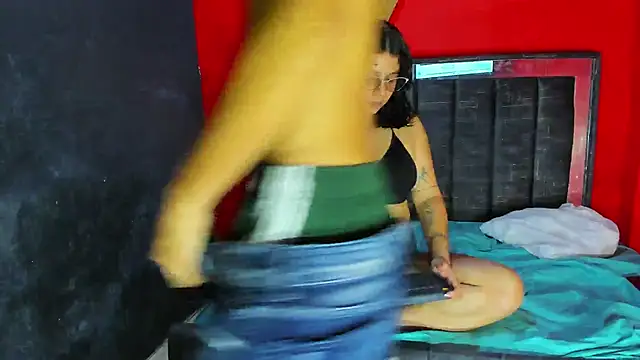 Snapshot of lilith_santiago_sex chatting on 12.04.25 lilith santiago sex online show from 12.04.25