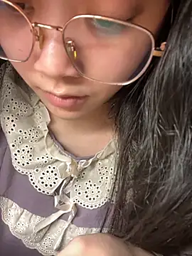 Lynn-122 online show from 11.14.25