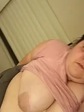 Snapshot of mayflower420 chatting on 04.13.26 mayflower420 online show from 04.13.26