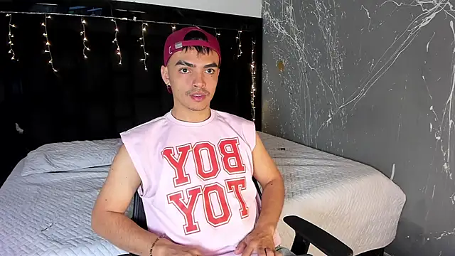 NicoKingg  online show from 12.04.25