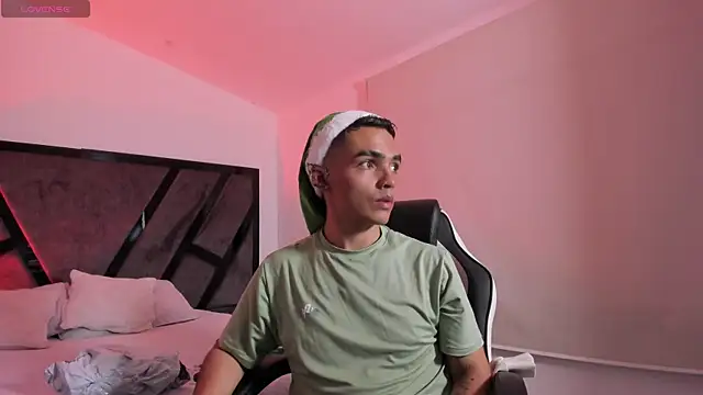 NicoKingg  online show from 12.16.25