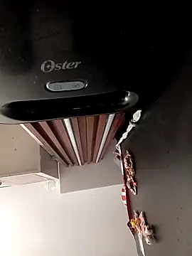 VirginPussyAnita18 online show from 11.18.25