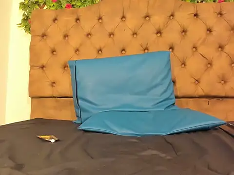 Sasha Sexxx1 online show from 04.16.26