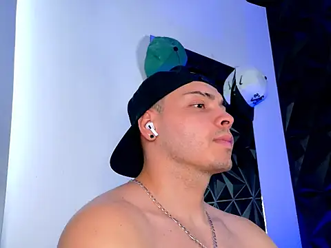 Maxwell Dupont online show from 11.25.25