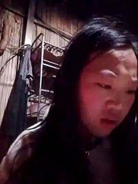 Yumiik2kk online show from 12.16.25