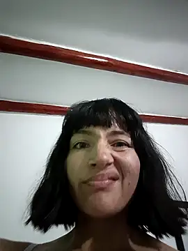 Luna juicy online show from 11.20.25