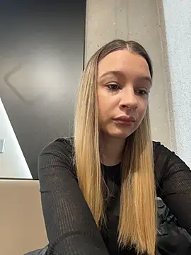 SashaCatt online show from 12.05.25