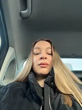 SashaCatt online show from 03.20.26