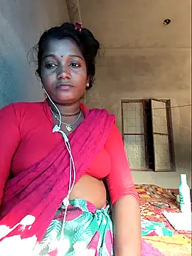 Snapshot of vipmonalisha chatting on 11.21.25 vipmonalisha online show from 11.21.25