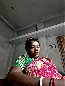 Snapshot of vipmonalisha chatting on 11.21.25 vipmonalisha online show from 11.21.25