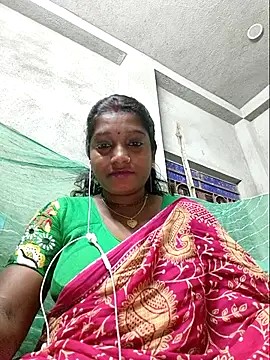 Snapshot of vipmonalisha chatting on 12.05.25 vipmonalisha online show from 12.05.25