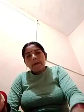 Snapshot of Seema_ji12 chatting on 02.18.26 Seema ji12 online show from 02.18.26