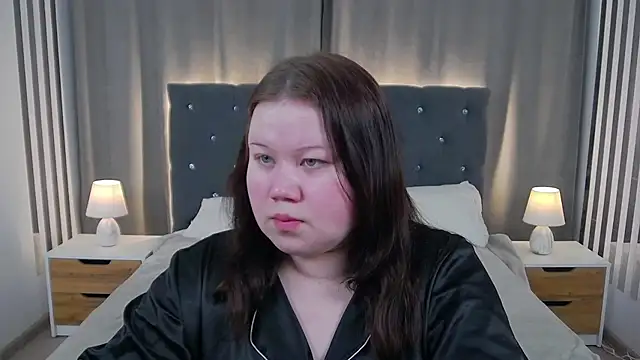 EvaNova  online show from 12.04.25