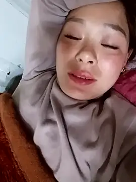 Lyla john online show from 02.20.26