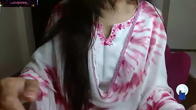 Snapshot of DesireBliss chatting on 02.18.26 DesireBliss online show from 02.18.26