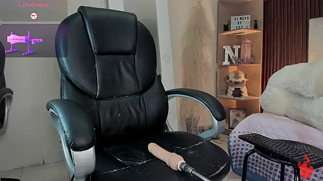 Snapshot of AMARA_BRUNET chatting on 02.19.26 AMARA BRUNET online show from 02.19.26