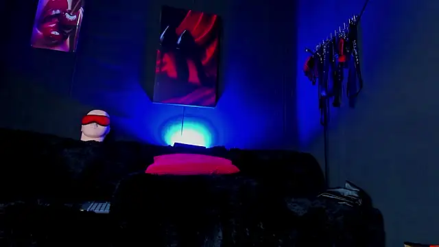 MartinaStones online show from 03.18.26