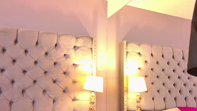 EllaEvanz online show from 02.05.26