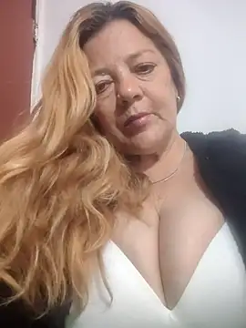 karlaanqui1 online show from 06.12.26
