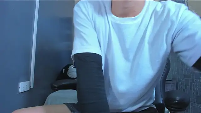 ElanGiraldo online show from 06.09.26