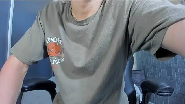 ElanGiraldo online show from 06.21.26